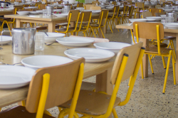 El PSOE pide que cambie el procedimiento del pago de las ayudas al comedor escolar