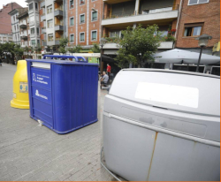 Los socialistas de Mieres proponen soterrar los contenedores del parque Jovellanos
